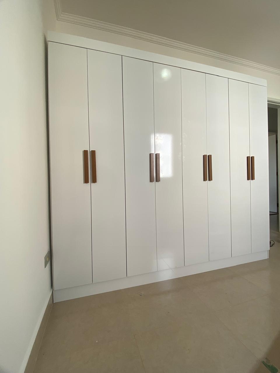 Guarda-Roupa Branco Grande